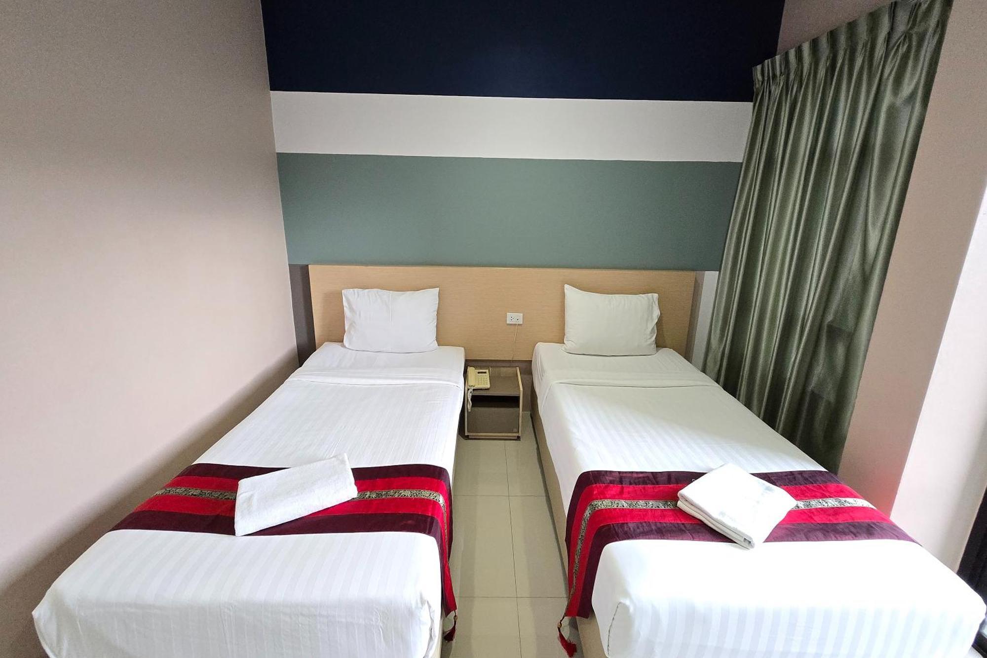 Jj Residence Phuket Town Экстерьер фото
