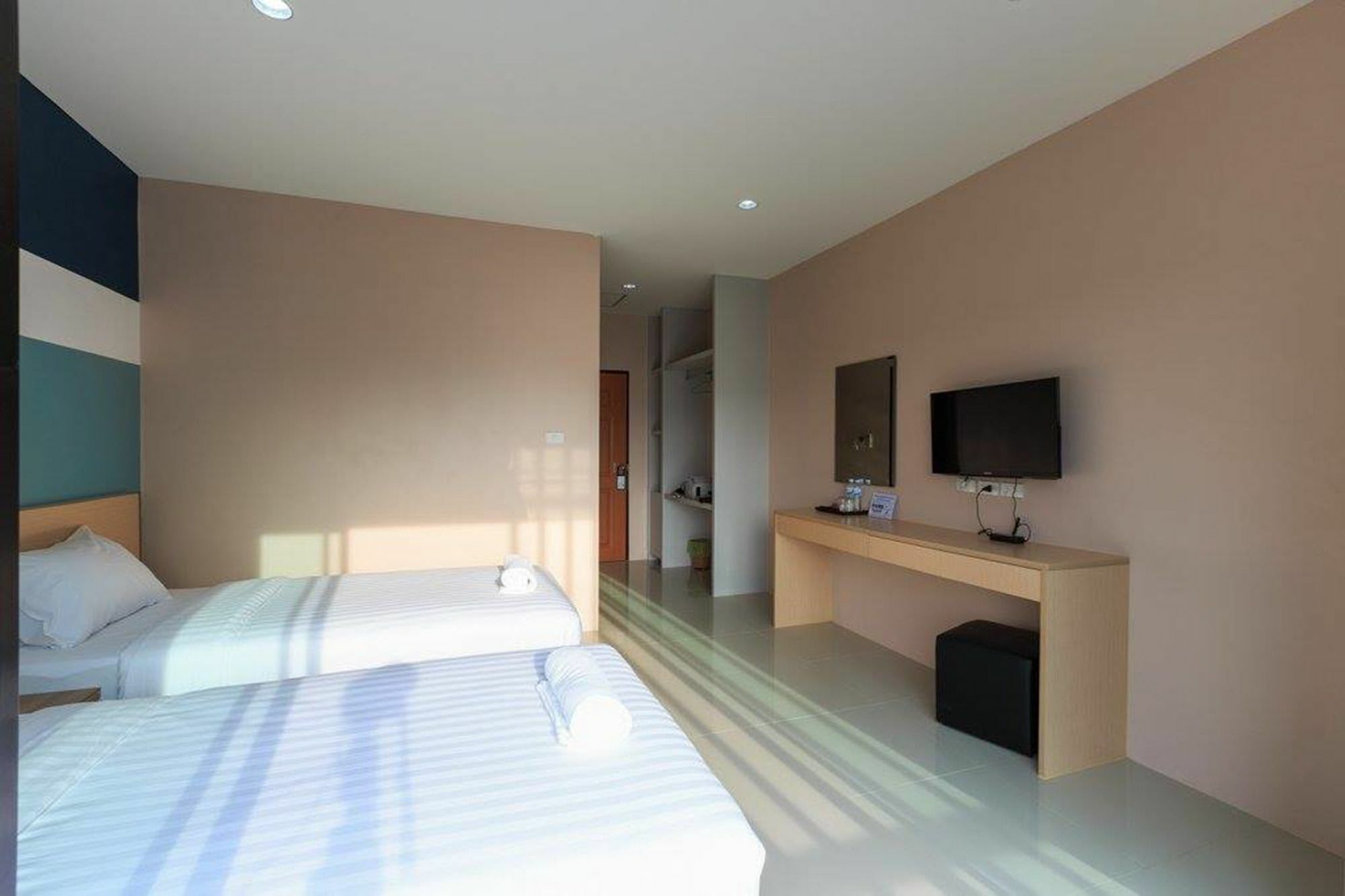 Jj Residence Phuket Town Экстерьер фото